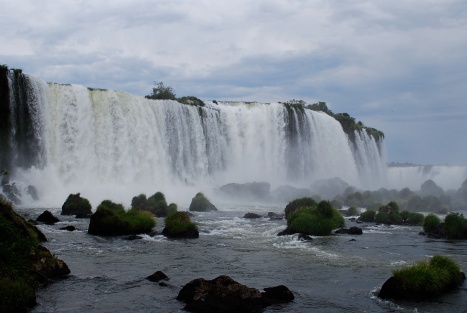Cataratas do Iguaçu antes da estiagem em jan 2009